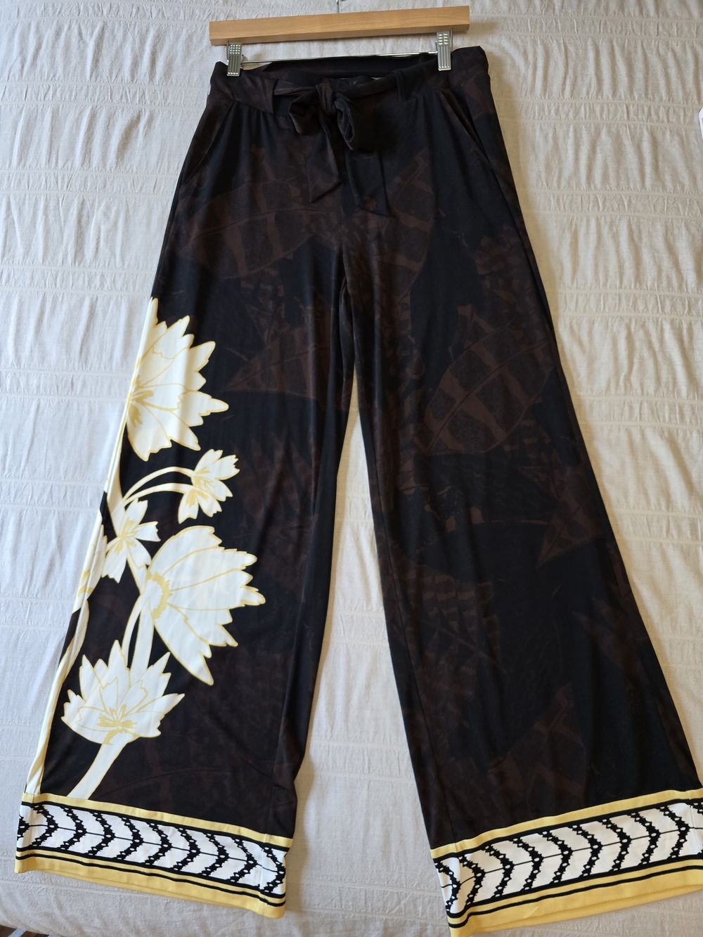 WHBM Jersey Wide-Leg Embellished Hem Pant Women's Size Small